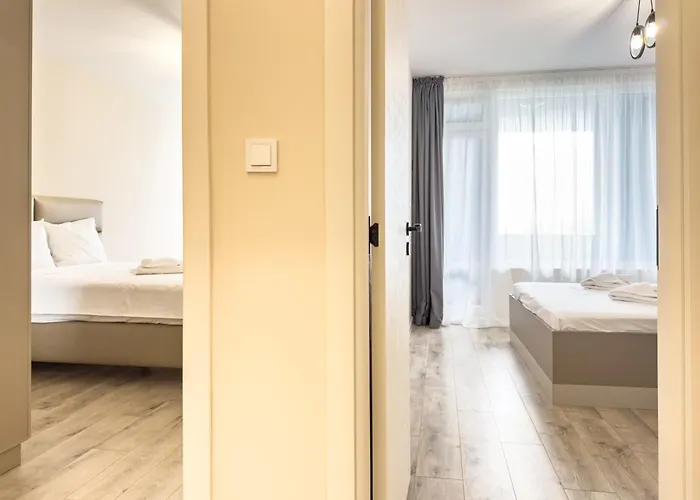 2br Business With Free Gym, By Holiwork Апартаменти *