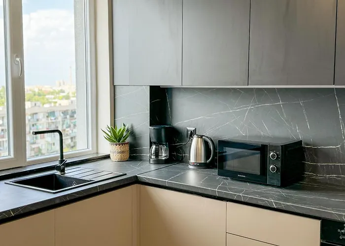 2br Business With Free Gym, By Holiwork Апартаменти