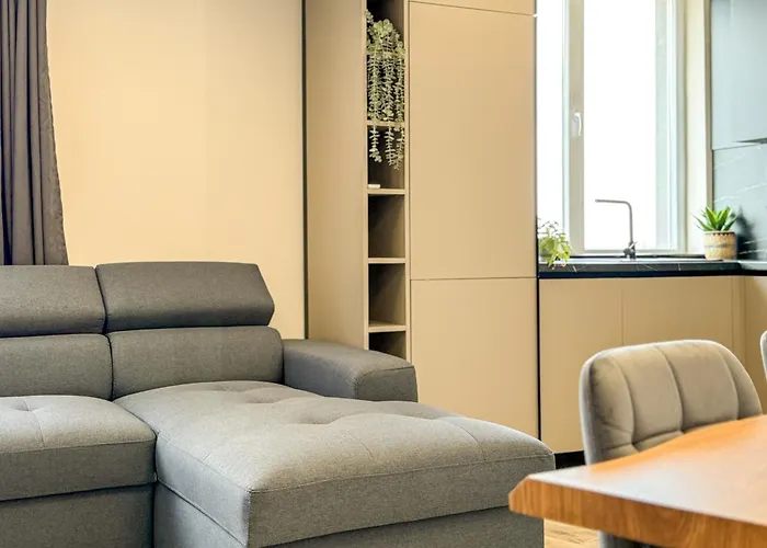 Апартаменти 2br Business With Free Gym, By Holiwork