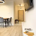 Апартаменты 2br Business With Free Gym, By Holiwork