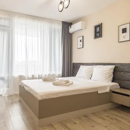 2br Business With Free Gym, By Holiwork Płowdiw