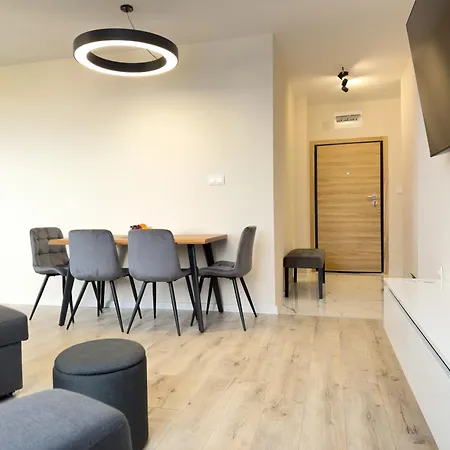 2br Business With Free Gym, By Holiwork * Płowdiw