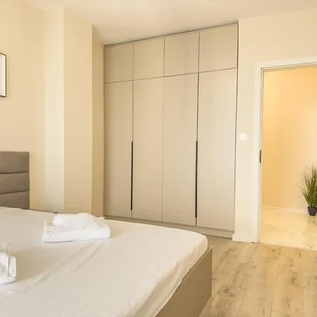 Apartament 2br Business With Free Gym, By Holiwork *