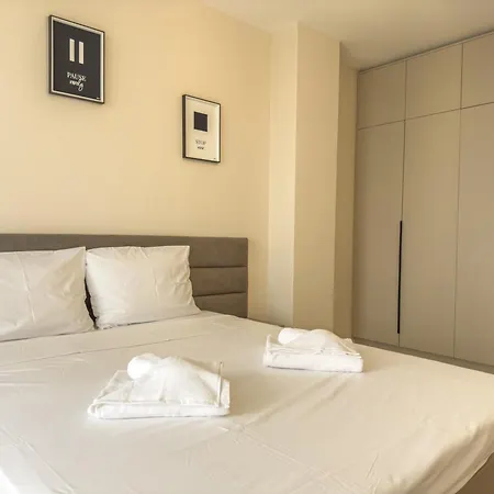 2br Business With Free Gym, By Holiwork Apartment Plovdiv