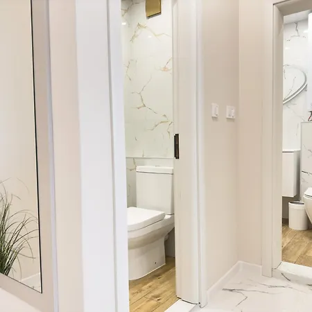 2br Business With Free Gym, By Holiwork * Płowdiw