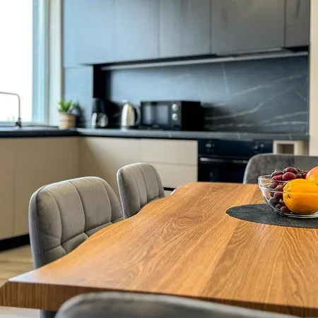 Apartament 2br Business With Free Gym, By Holiwork