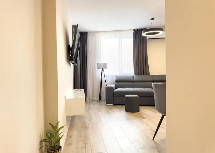 2br Business With Free Gym, By Holiwork דירה *