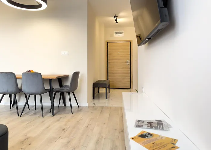 2br Business With Free Gym, By Holiwork פלובדיב